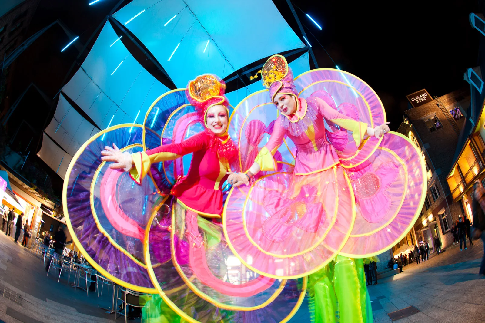 Vivid-Sydney-Empress-Stiltdance-029.jpg