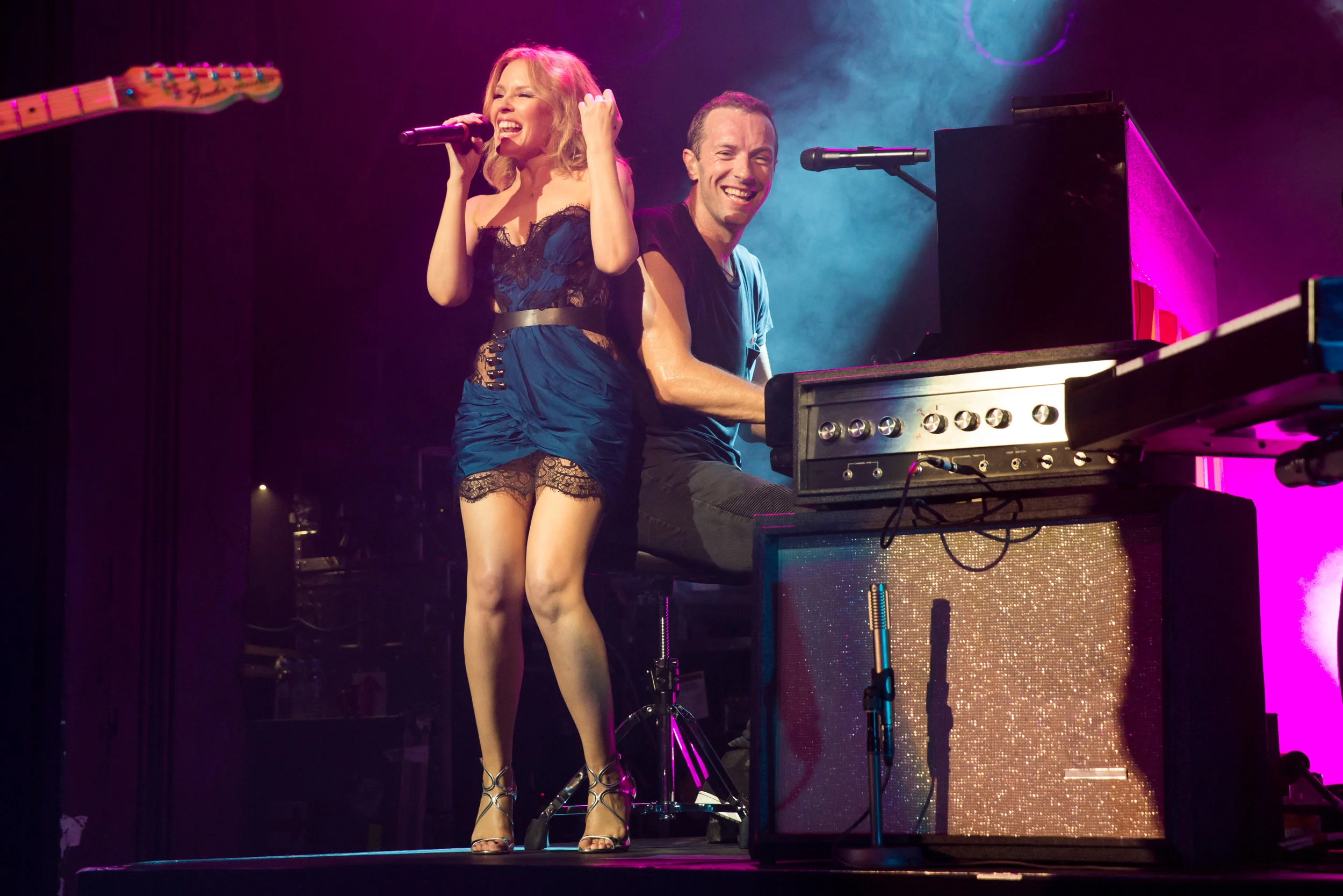 Kylie performs with Coldplay
