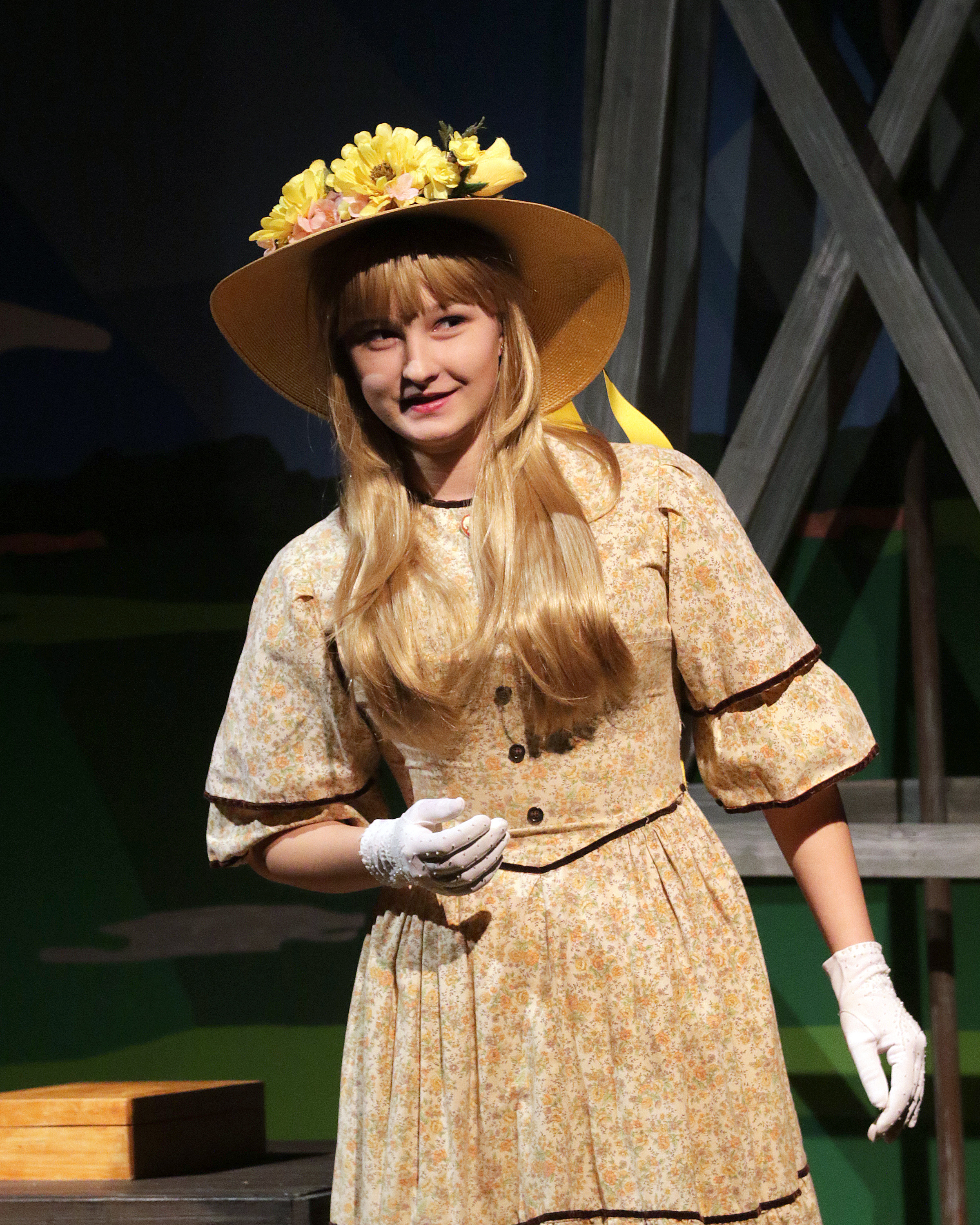 Sarah, Plain and Tall by Joseph Robinette Kate Goldman Children's Theater at the Des Moines Playhouse (Allison McGuire, Director; Kevin Shelby, Scenic Designer; Susanna Douthit, Costume Designer; Virgil Kleinhesselink, Lighting Designer)