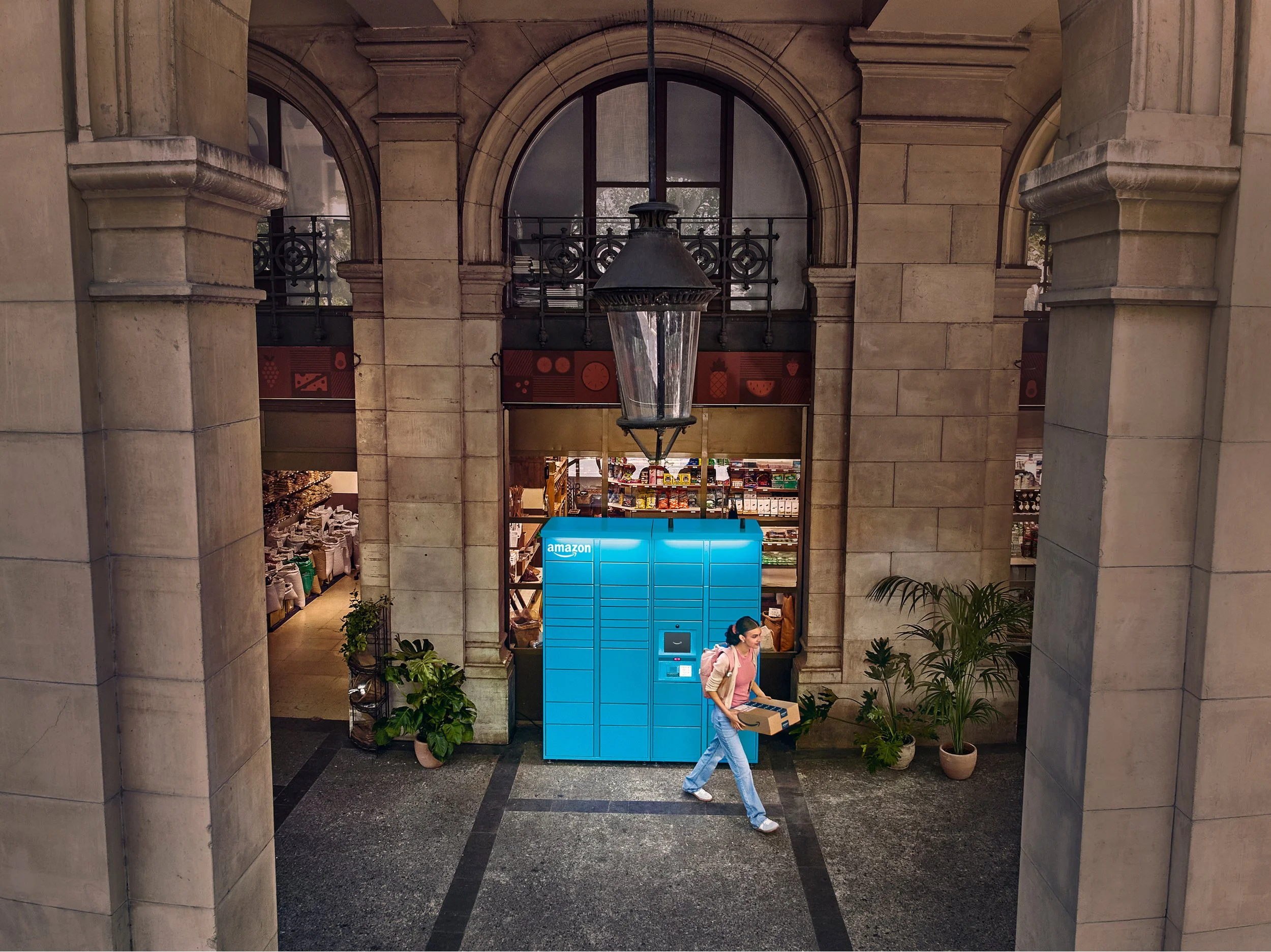 PARP_2025_ES_045-ES-PARP-Modern_Grocery-Arcade-Drone-06624_R4_Final 1.jpg