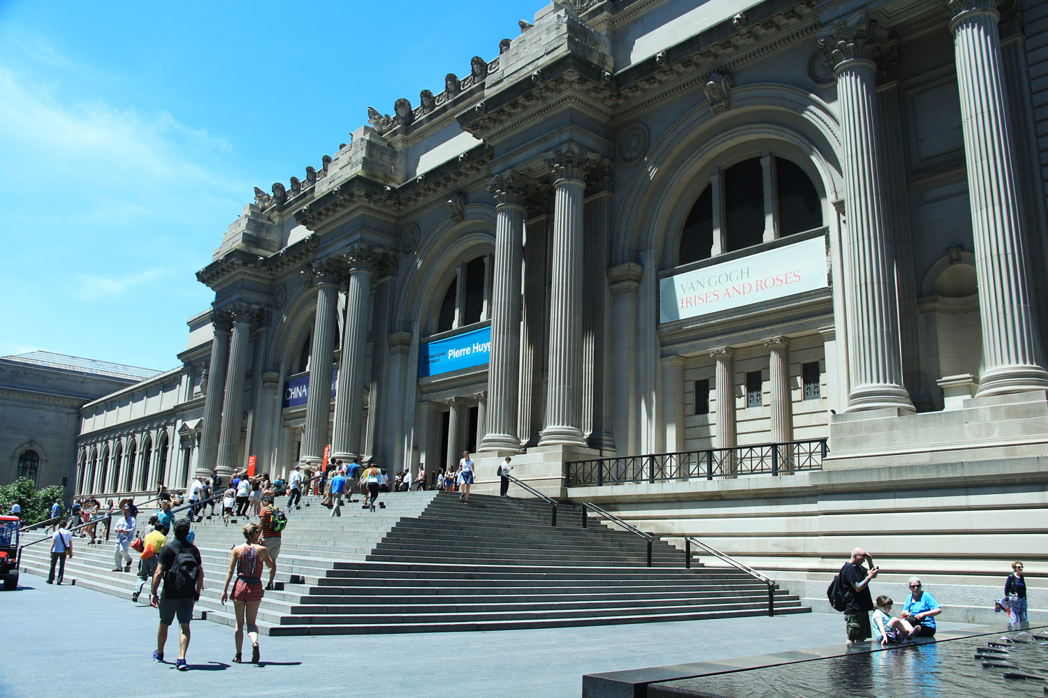 TheMetStepsNYC_1500x1000.jpg