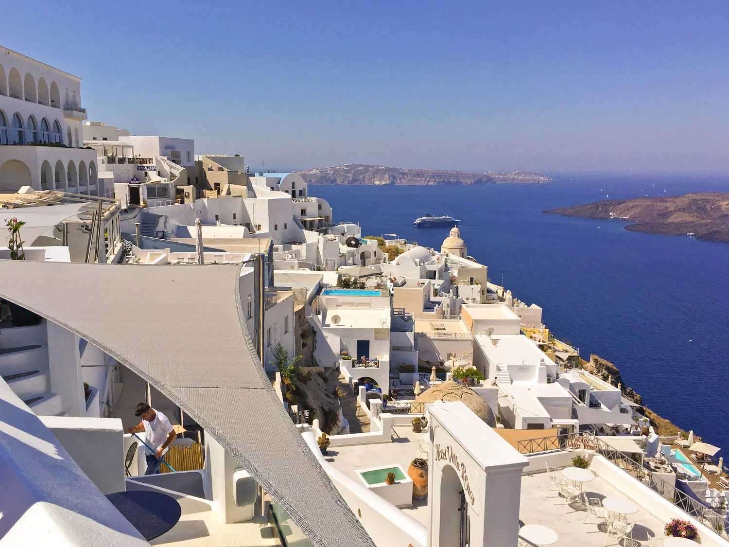 fira-town-santorini.jpg