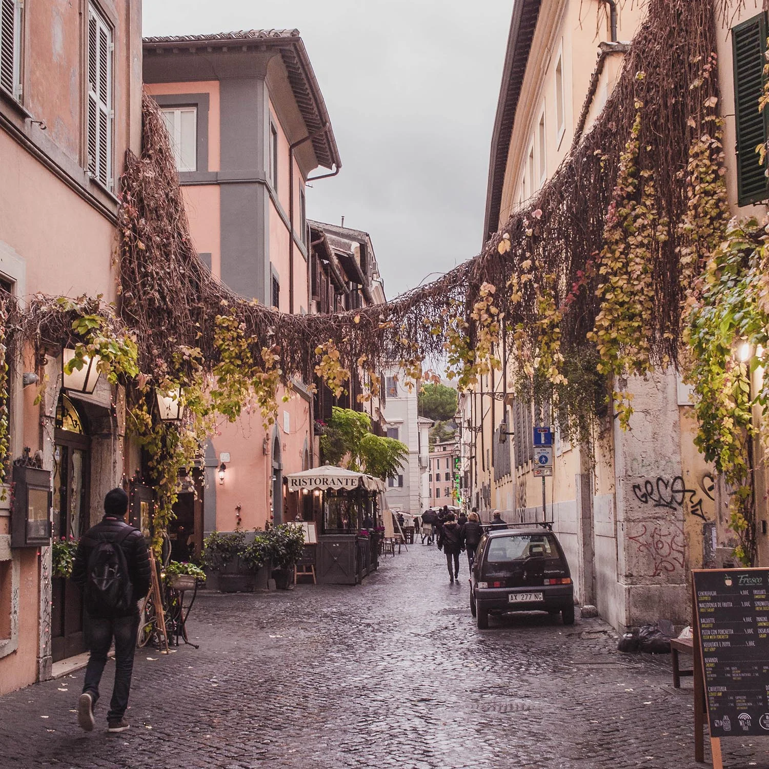 rome-trastevere-streets.jpg