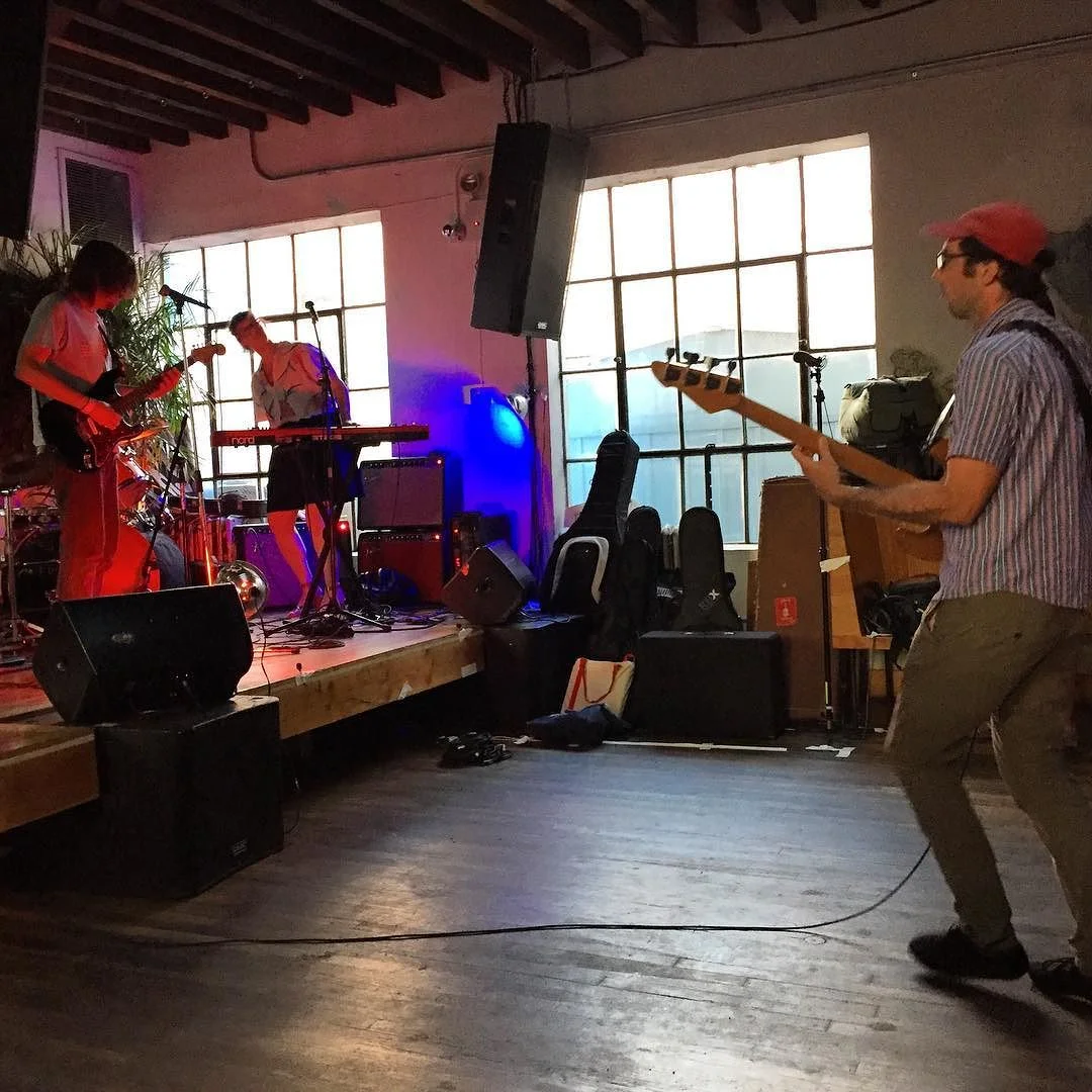 Tonight at @trans.pecos 8:30-9 #Jantar
9:15-9:45 Eleven Twenty-nine (@whollycarter + @moreleans) Hans Chew
10:45-11:30 @horselords Shout out to @ted00000000 http://ift.tt/2amaLZd