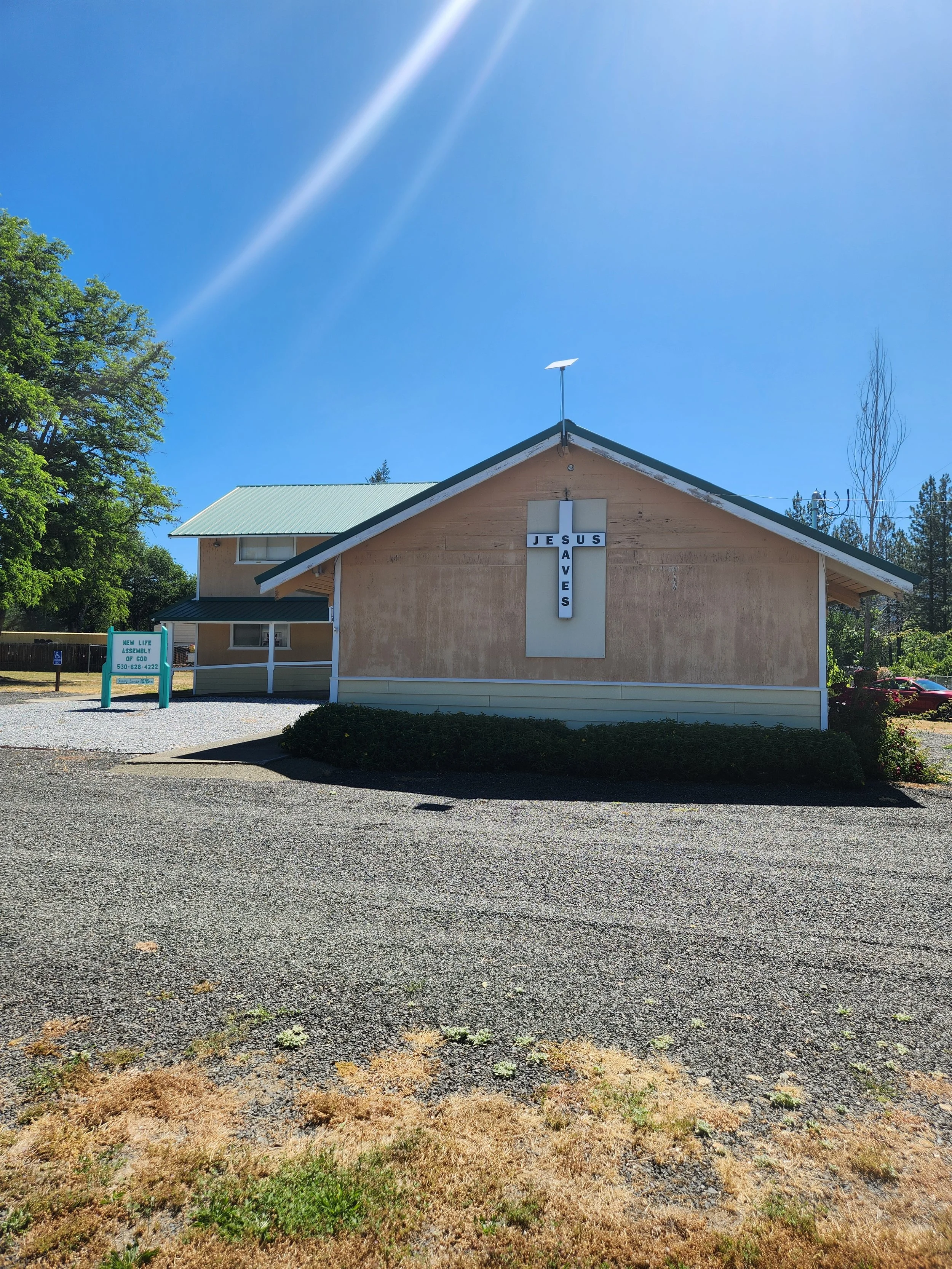   NEW LIFE ASSEMBLY OF GOD   230 Clinic Ave  Hayfork, CA 96041    If you are interested, please submit your resume to the Assistant Superintendent's office via email to  naspenlind@agncn.org  with the subject “New Life A/G, Hayfork". 