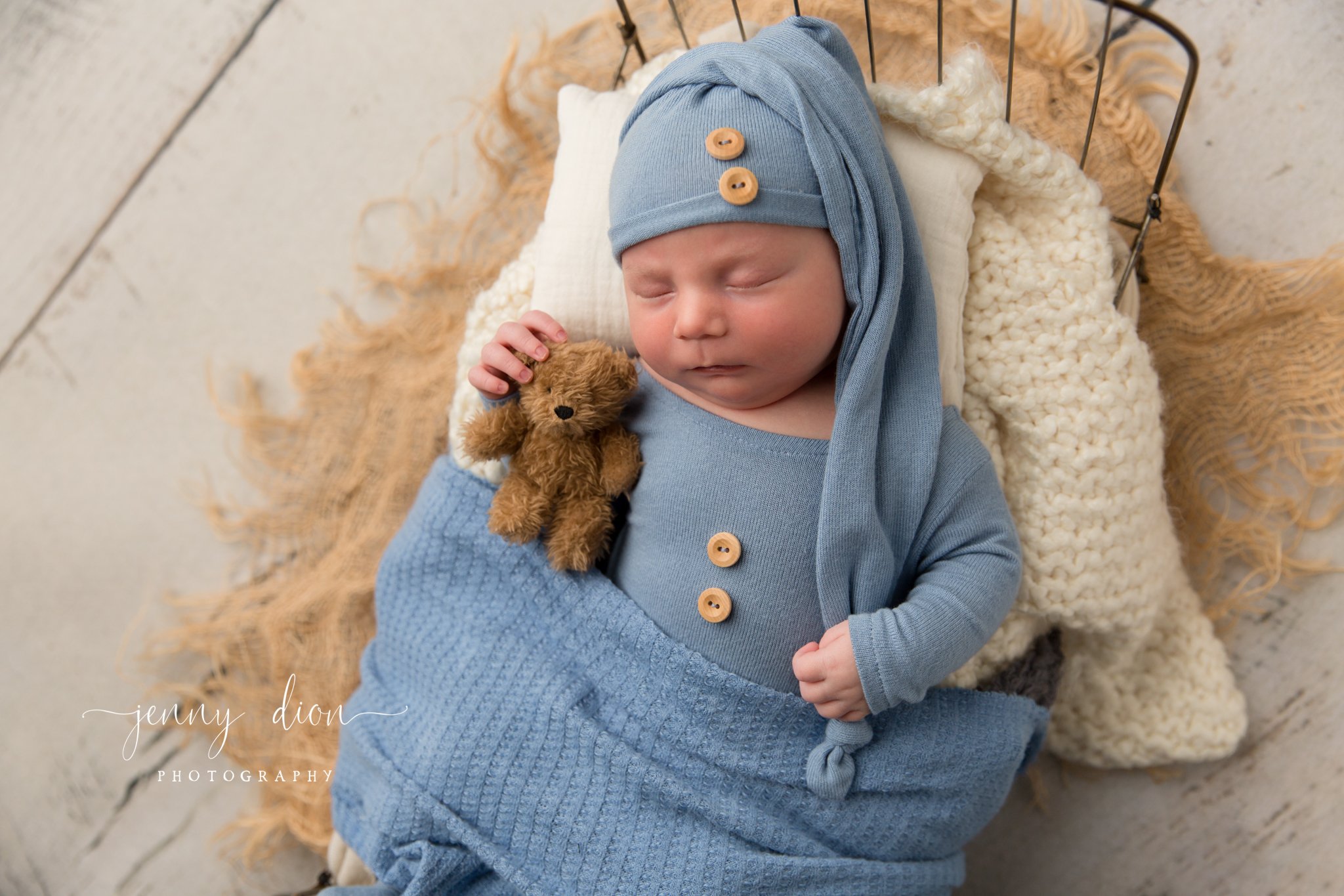 Web size newborn-30.jpg