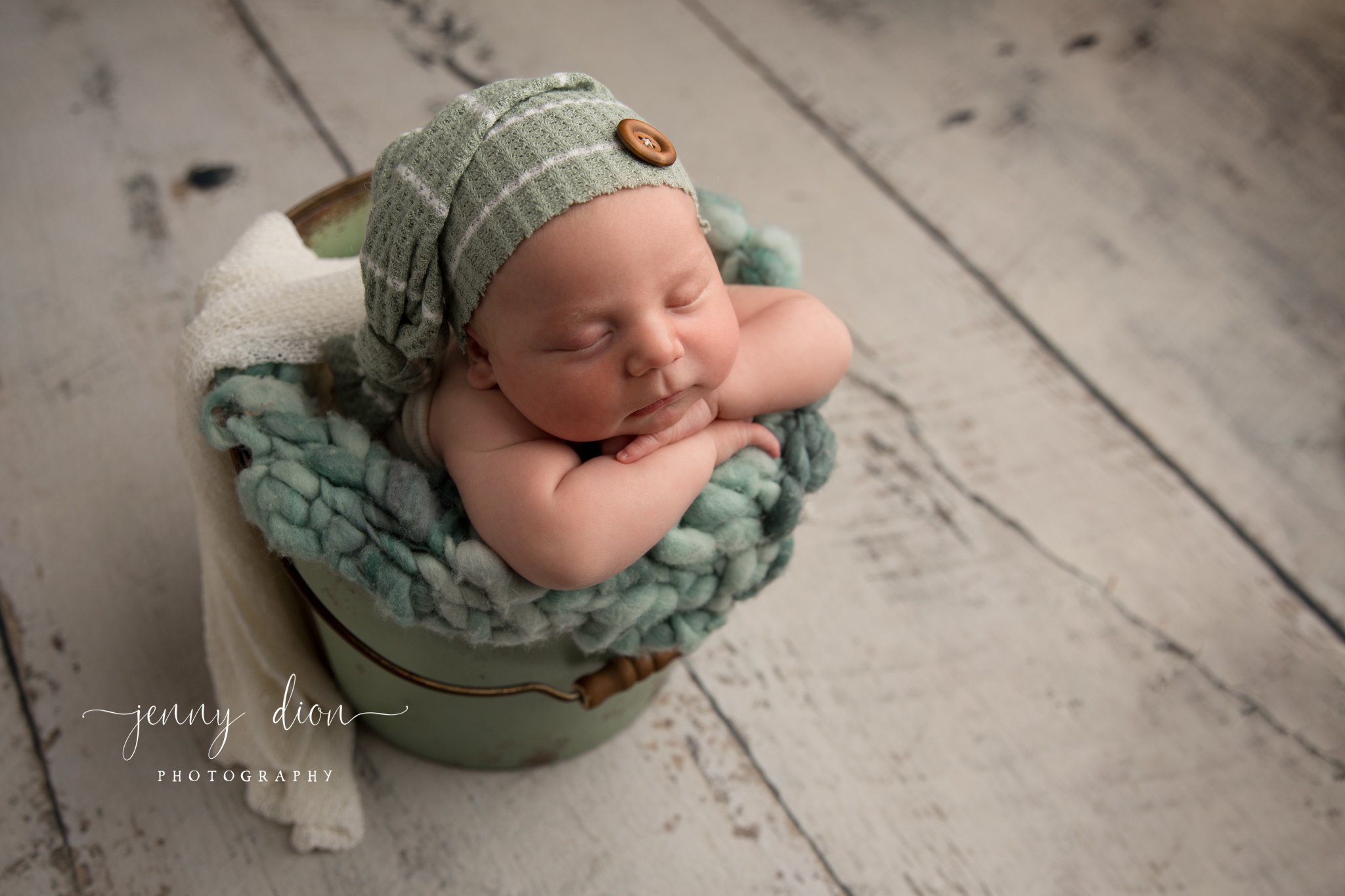 Web size newborn-36.jpg