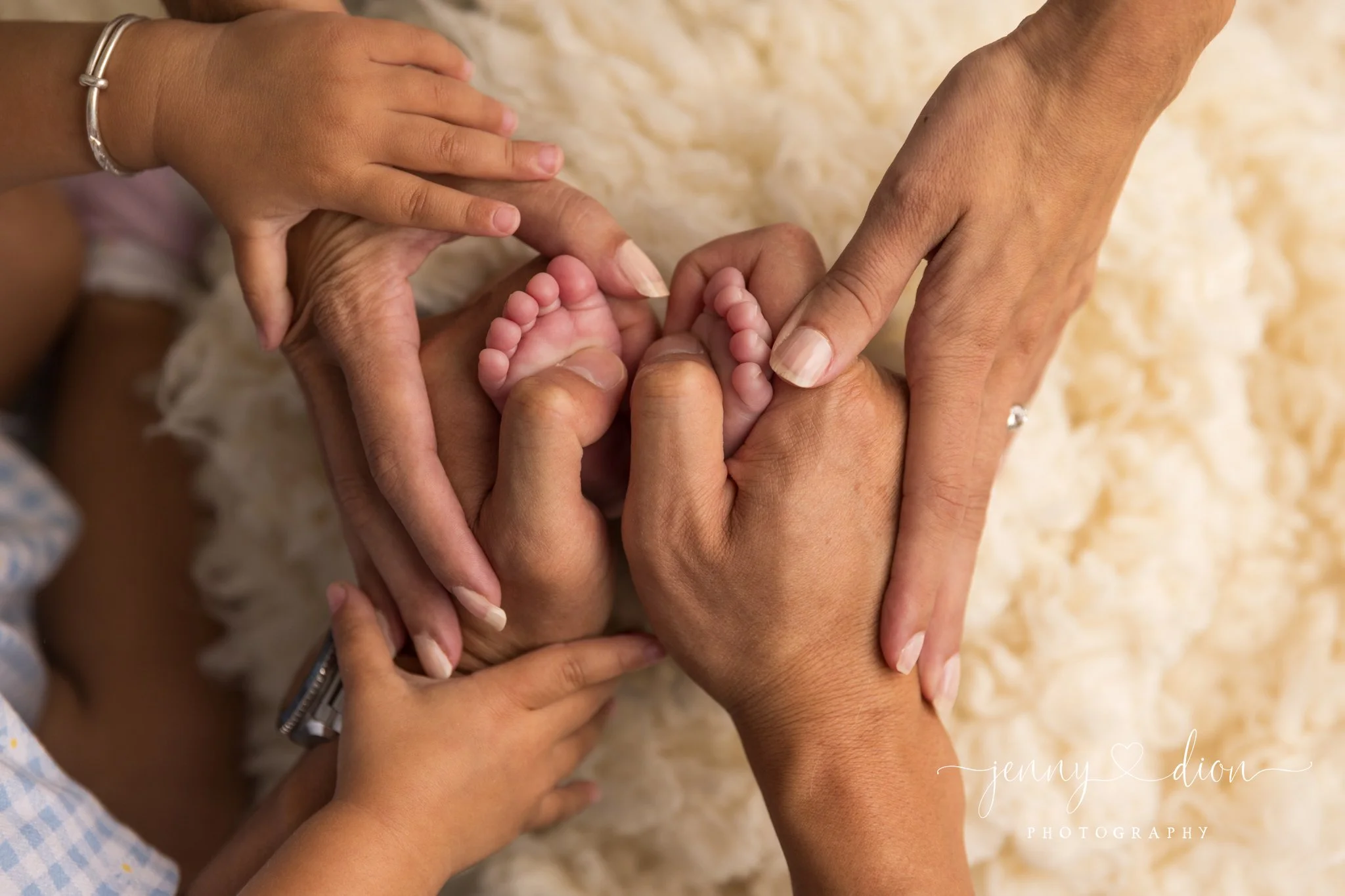 Newborn web-19.jpg