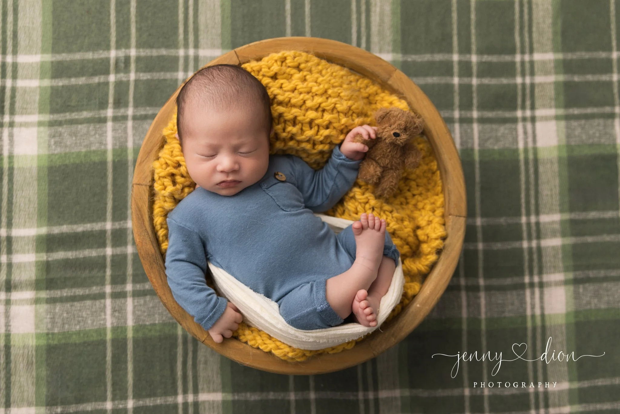 Newborn web-32.jpg