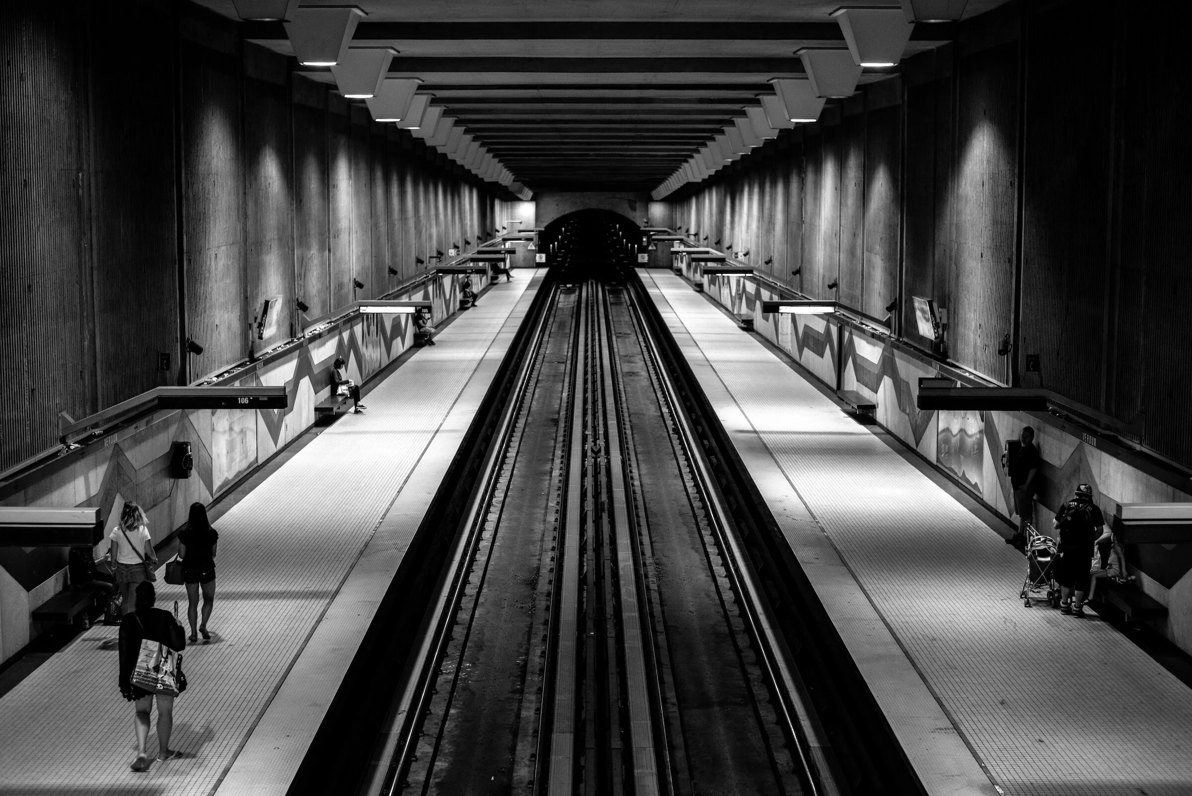 TunnelLaSalle copy.jpg