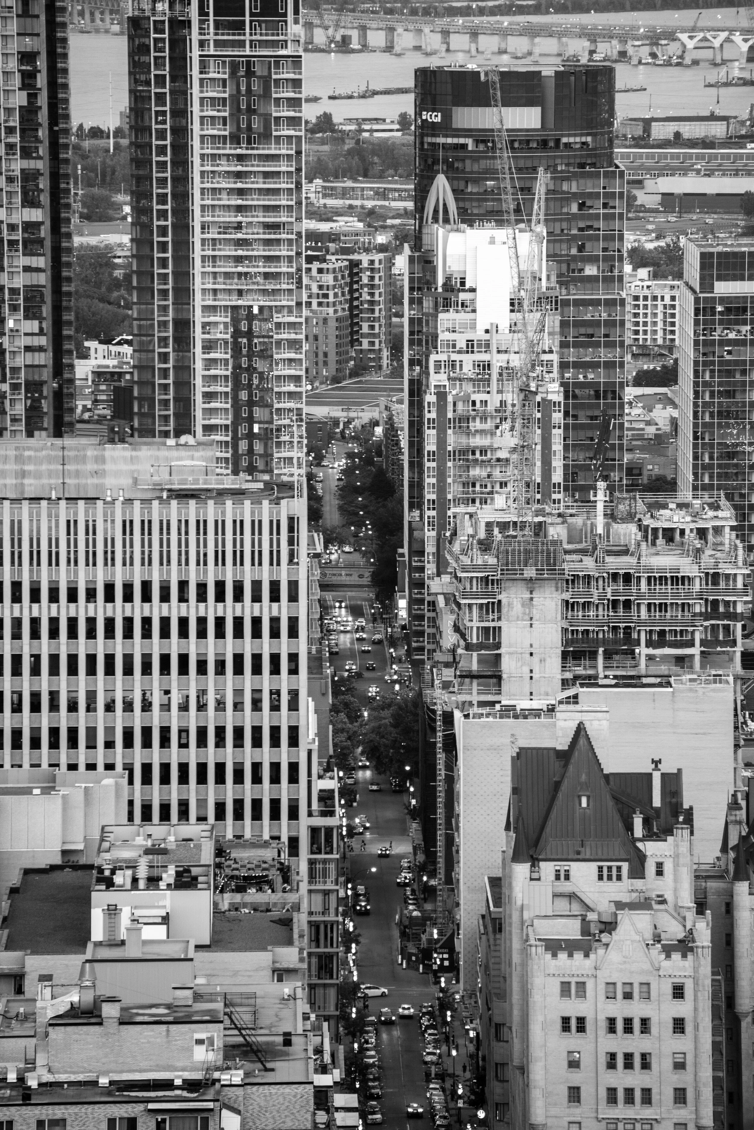 Montrealstreetsummer2017.jpg