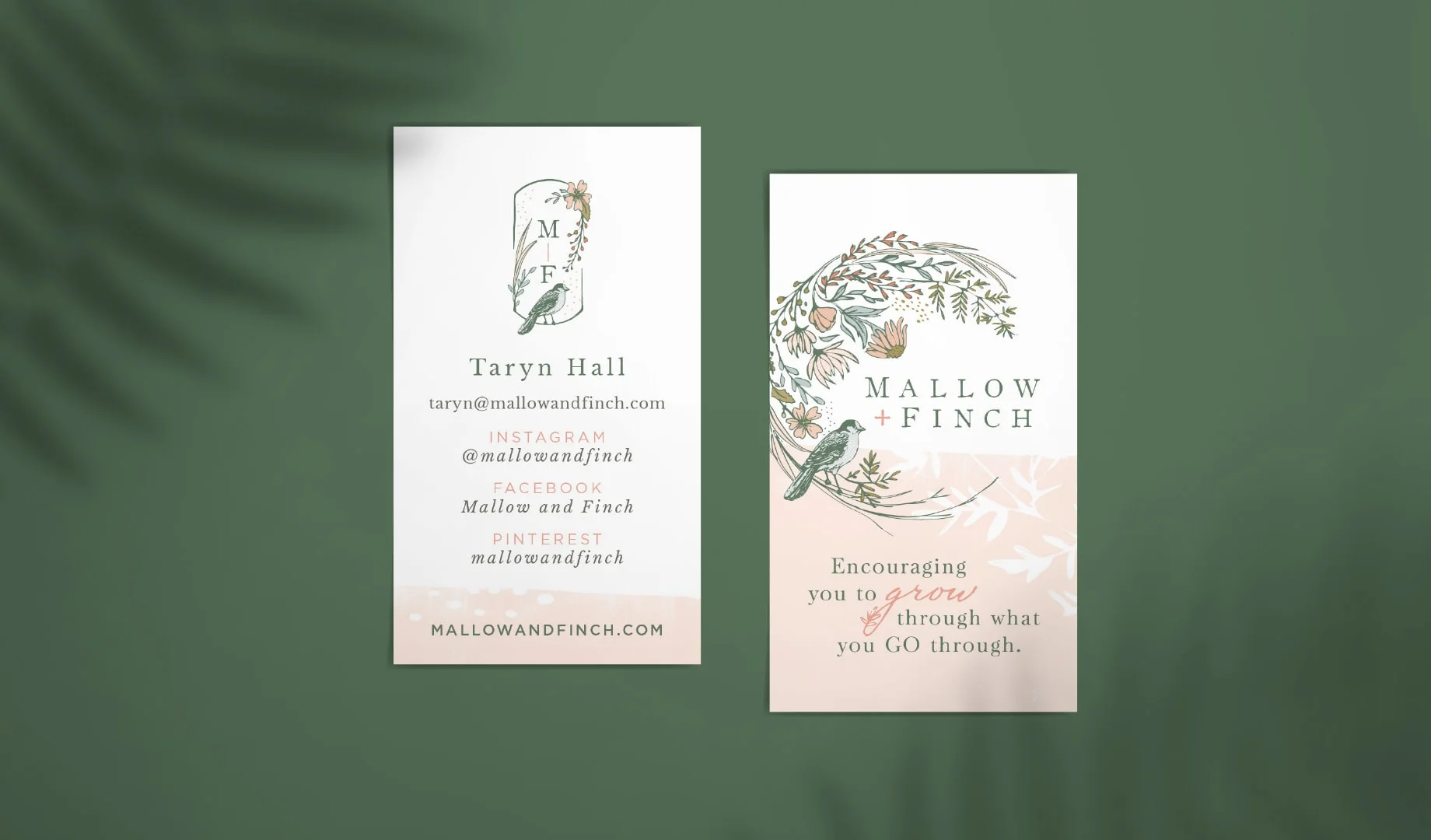 FeminineBusinessCardDesign-min.jpg