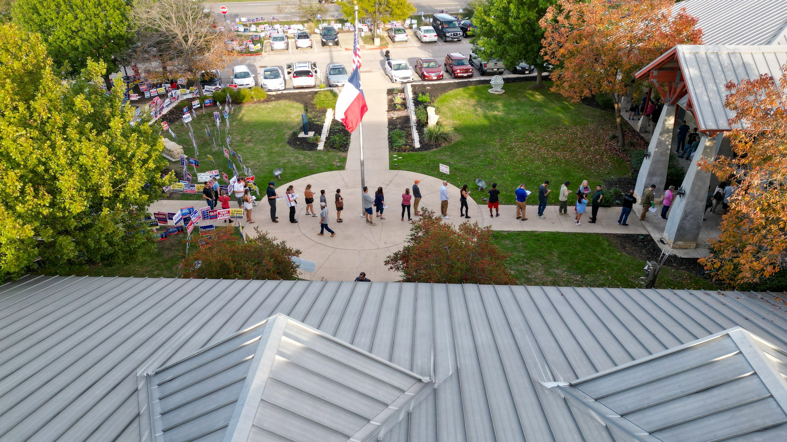 Leander Voters Go to the Polls for Mid-Term Elections