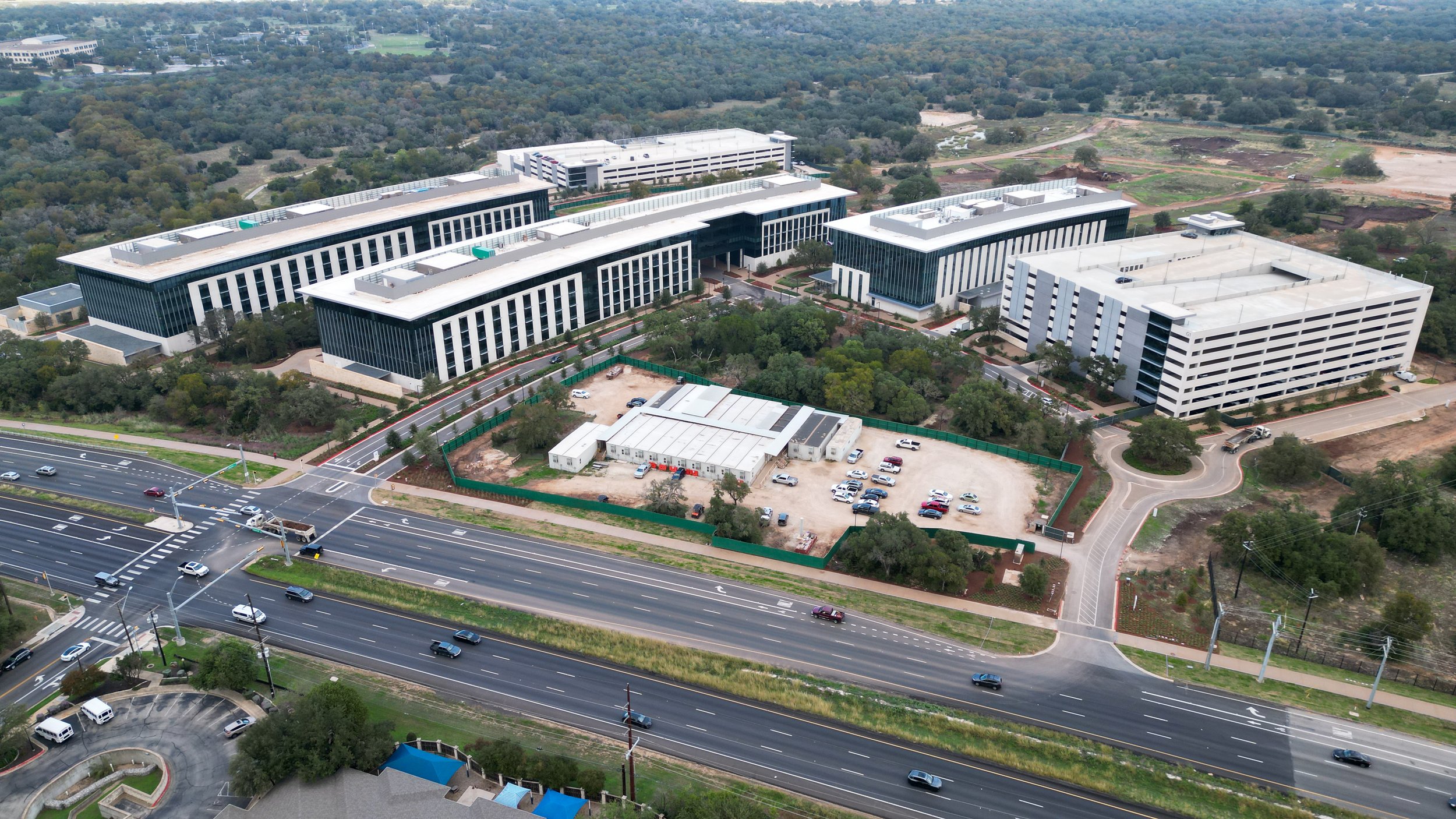 $1 Billion Apple Campus in Northwest Austin