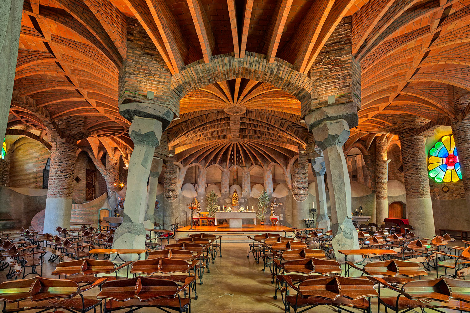   Gaudí Crypt &nbsp;&nbsp;| &nbsp;Antoni Gaudí &nbsp;| &nbsp;Sta. Coloma de Cervelló, Barcelona 