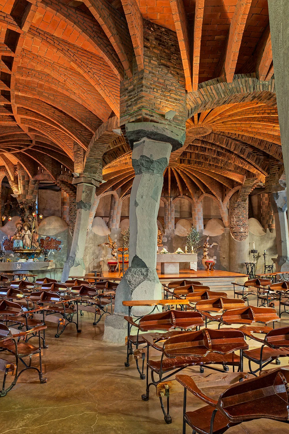   Gaudí Crypt &nbsp;&nbsp;| &nbsp;Antoni Gaudí &nbsp;| &nbsp;Sta. Coloma de Cervelló, Barcelona 