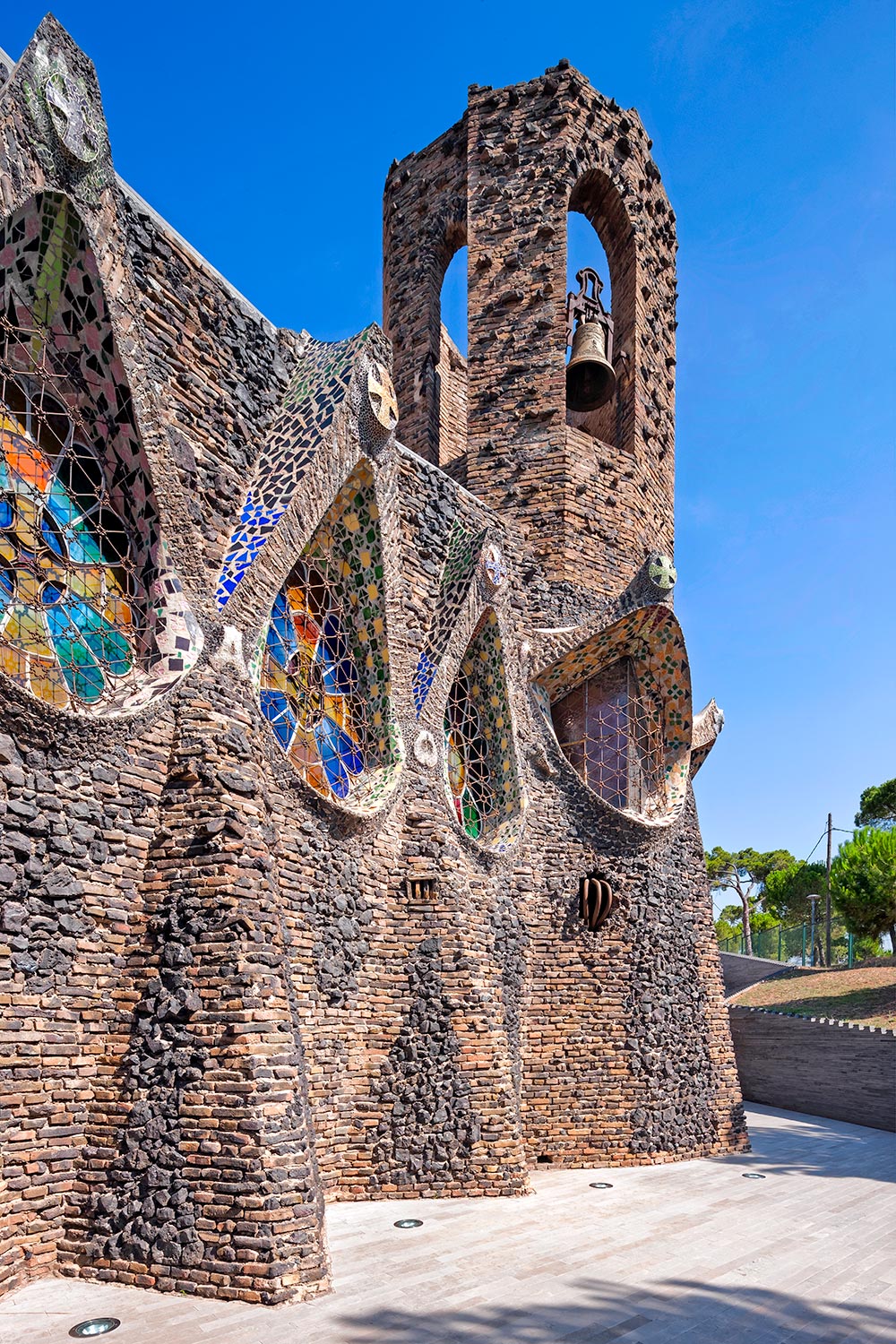   Gaudí Crypt &nbsp;&nbsp;| &nbsp;Antoni Gaudí &nbsp;| &nbsp;Sta. Coloma de Cervelló, Barcelona 