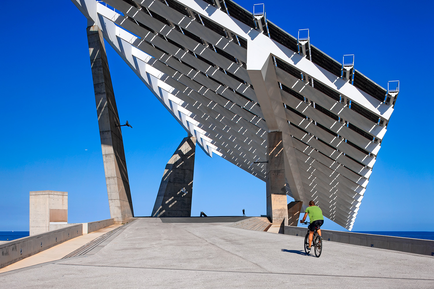 Fòrum Photovoltaic Panel | Elías Torres | Barcelona