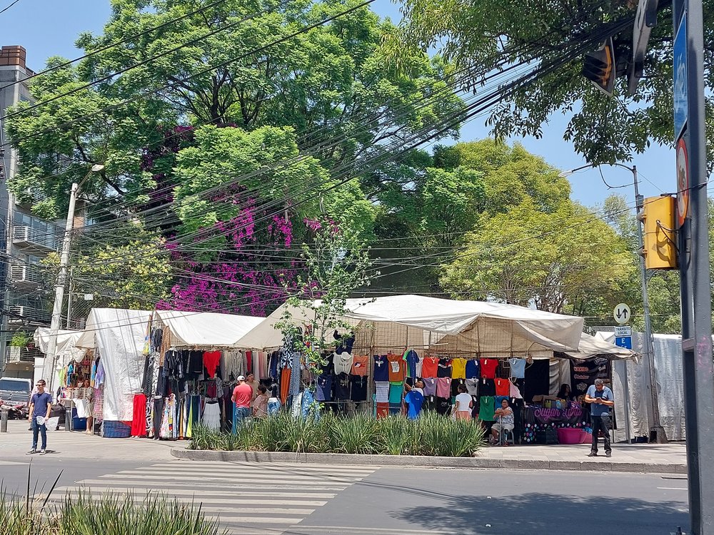 Bazar del Oro Market