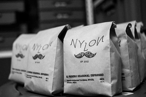 Launching the retail of our El Primero seasonal espresso. Being our first flagship blend, the name feels appropriate as it means “the first” in Spanish. This blend consist of beans from 2 different origins:
60% Fazenda Ambiental Fortaleza, BRAZIL
40% El Guabo, PERU
In this cup, we get wonderful aroma of dried red fruits and caramel. Expect pleasant red fruit acidity, medium body in a balanced cup, finishing off with a beautiful and long candy-like sweetness and dark cacao finish.
Also available on our bean rack is the super jammy candy-sweet Finca El Carmen from El Salvador, with distinct rose hips flavours on the first sip. This is a very clean cup to enjoy for your everyday brew.