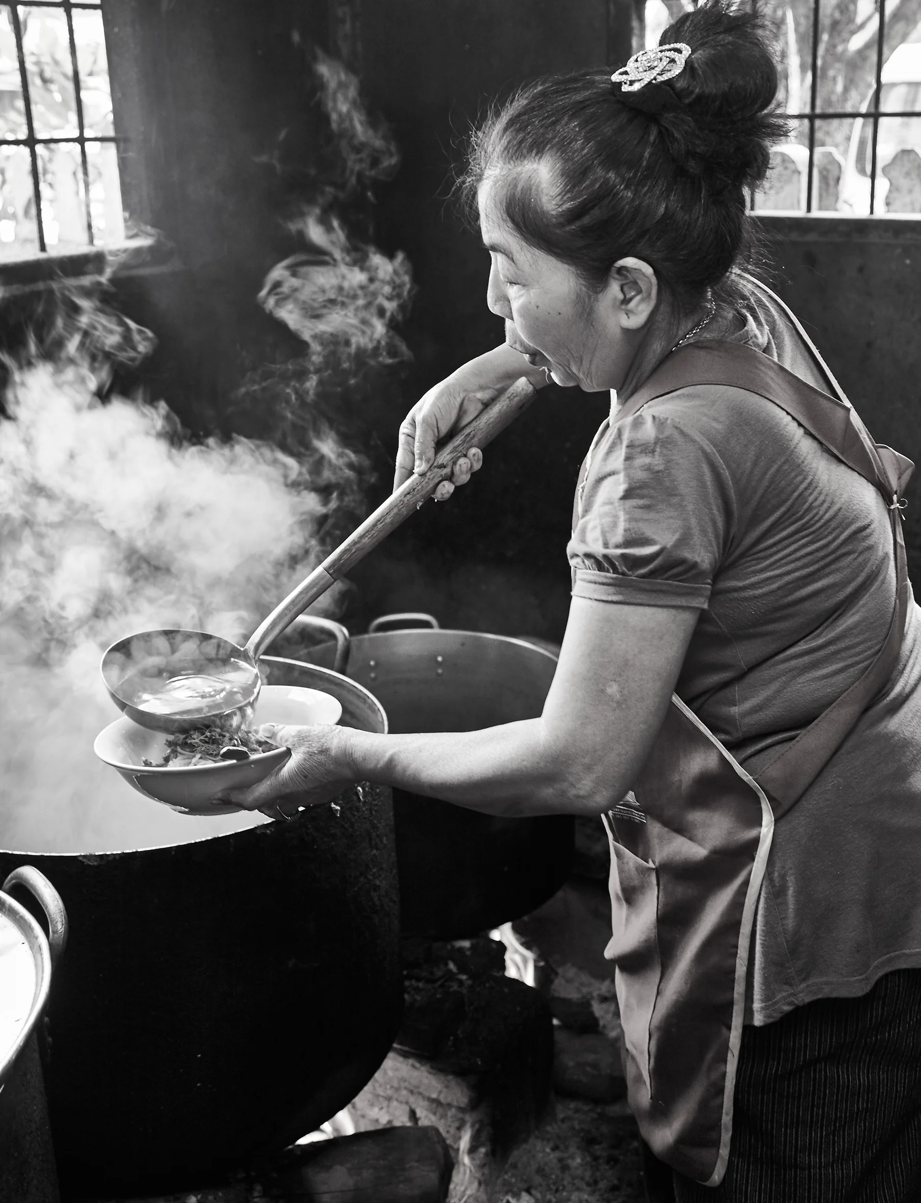 LAOS_CHEF_ACTION_004LR.jpg