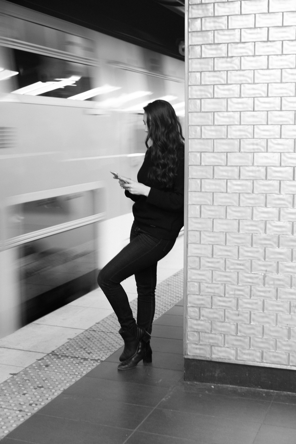 6 Ways to Use Instagram's "Ask Questions" Feature for Your Business