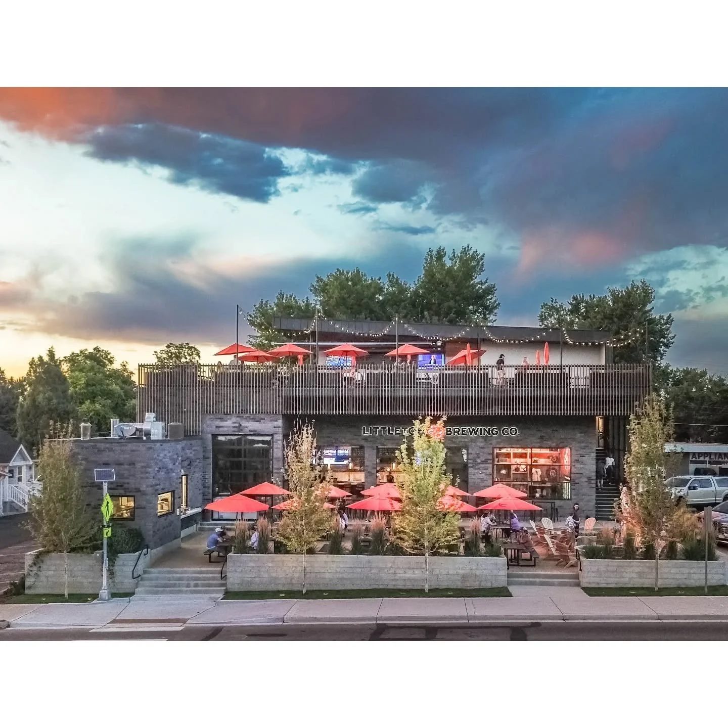 At Shape we love creating spaces that connect people with the outdoors. The Littleton Brewery is all about this indoor-outdoor connection, with two large patios and a wall of garage doors that bring the outside in. The expansive upper patio features 