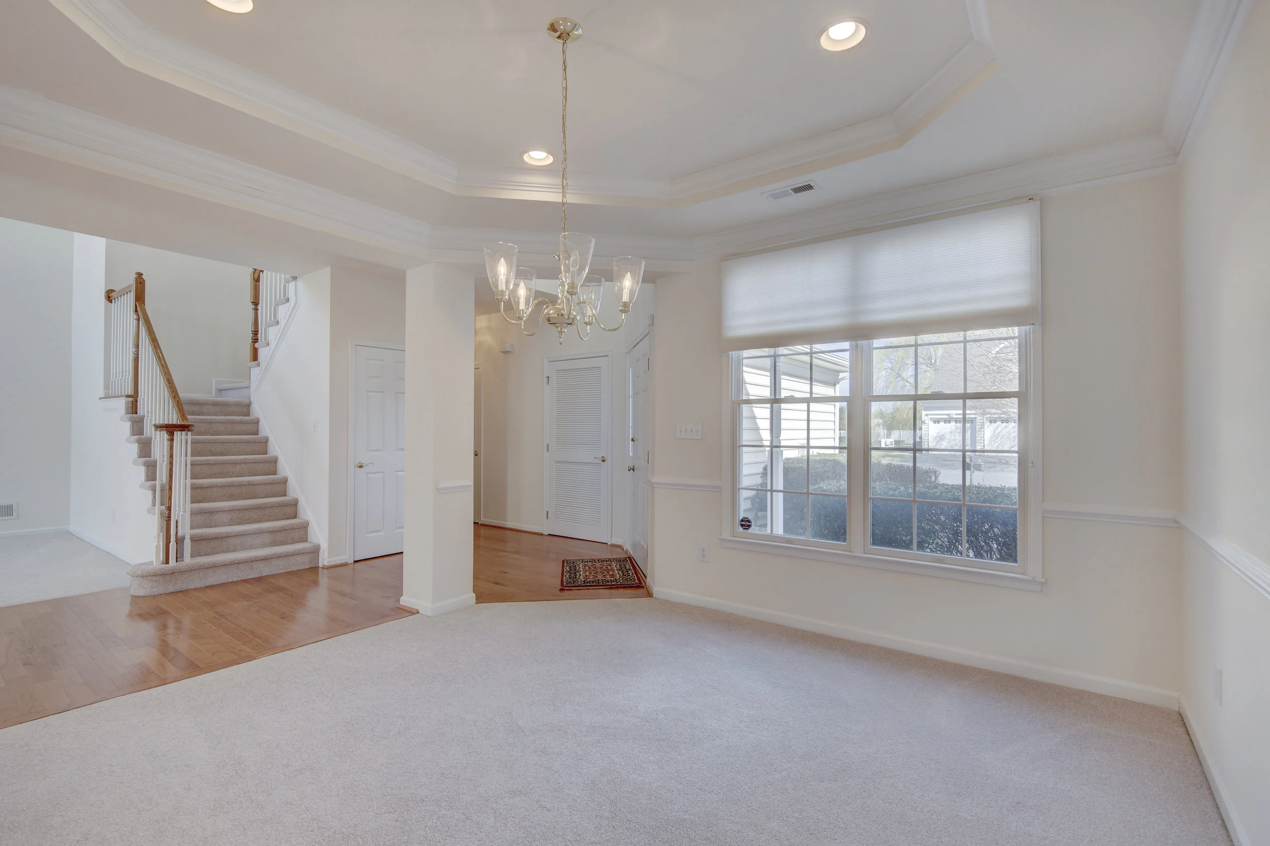 17248 206 s mill interior 0007.jpg