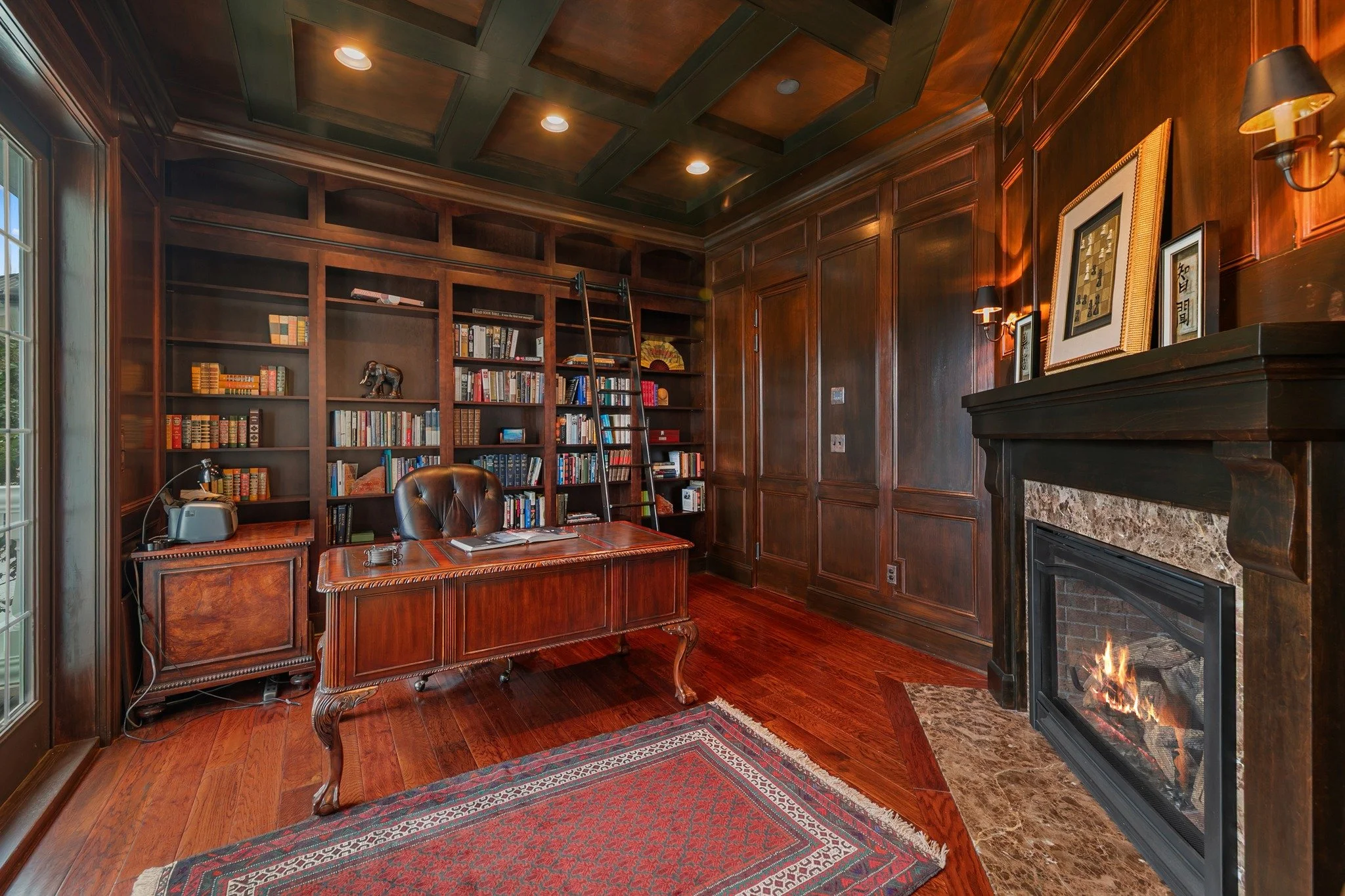 The kind of office that makes you want to light a candle, crack open a book, and actually get some work done ππ
. #Trusted #RealEstatePhotography #AtlanticExposure #LuxuryListing #interiorsdesign #interiors