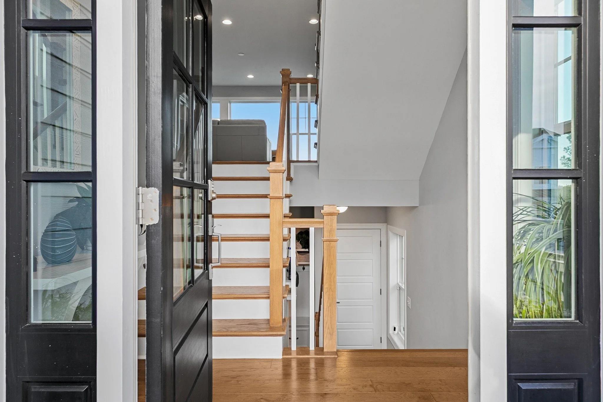 The kind of entryway that sets the tone for everything that follows.
From luxury estates to coastal retreats, we&rsquo;re proud to highlight the design, craftsmanship, and lifestyle our beach town is known for.
 #interiors #AtlanticExposure #RealEsta