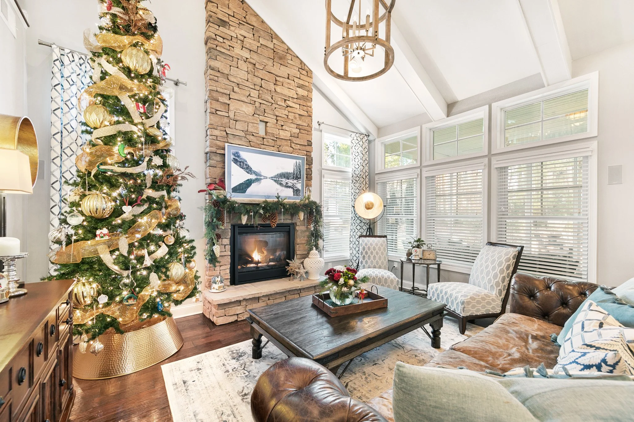 From our studio to your homes, we wish you a Christmas filled with light, love, and coastal cheer! ✨
Thank you for letting us be a part of your journey this year &mdash; from luxury estates to cozy rentals.
 #AtlanticExposure #Trusted #RealEstatePhot