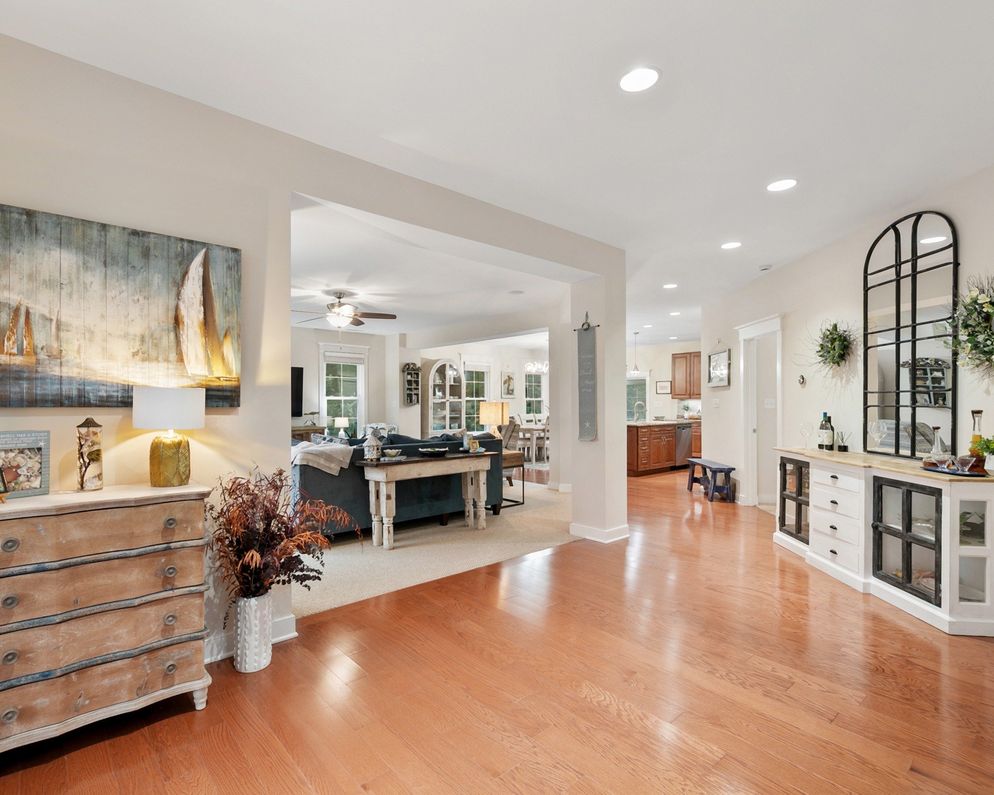 From the first step inside, it should feel right.
A well-presented foyer creates confidence and momentum&mdash;helping listings shift from &ldquo;I like this&rdquo; to &ldquo;Let&rsquo;s book a showing.&rdquo;
 #Trusted #BeachHouseVibes #thebeach #Lu
