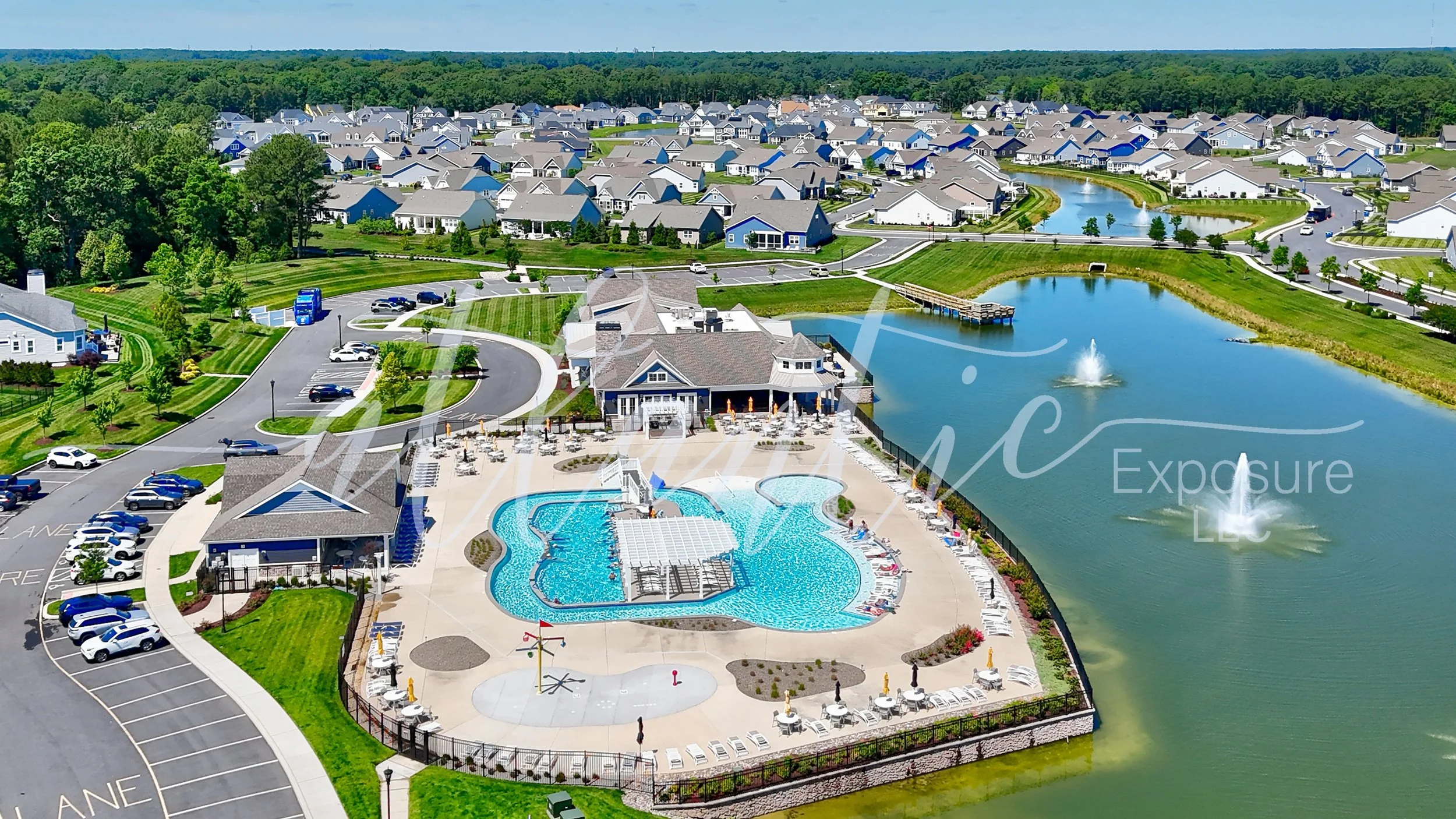 peninsula lakes drone loog-3.jpg