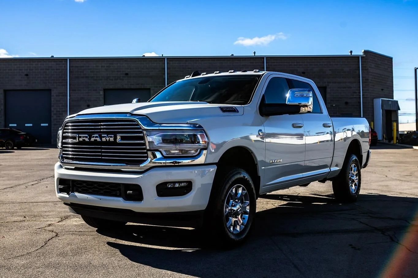 Who needs a truck for Christmas 🛻🎄?!?!
We got you&hellip; 2024 Ram 3500 Laramie Crew Cab 4x4. 33k Miles. Pearl White with Black Leather Interior. 6.7L Cummins Diesel Engine. Loaded with Options. $65,999 OBO. Call 585-2058090 or DM for more info.