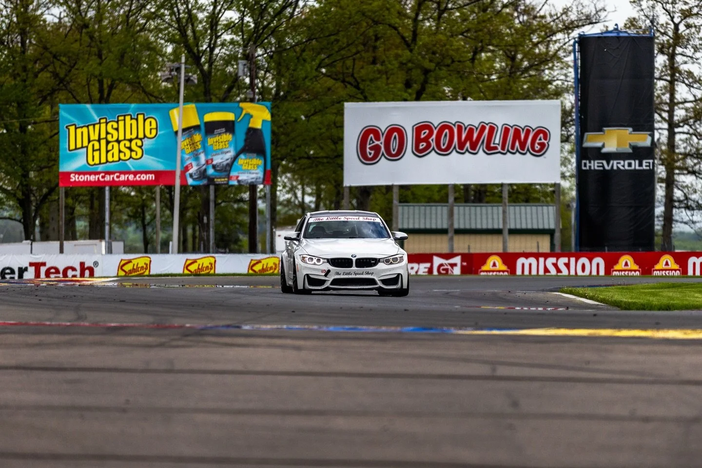 If you&rsquo;re stuck on gift ideas, subtly ask them their shoe size&hellip;and then their helmet size🫢🎁🏁

🌐For more info on track events, track rentals, and more, visit our website or give us a call!

@wgi1948 #eatsleepracerepeat #smilesformiles