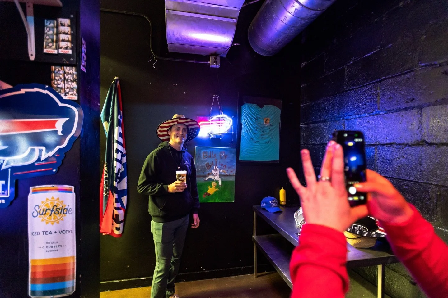 Just a bunch of bills fans gearing up to Go Bowling with @zanesmith 🎳🚘🏁

#nascar #gobowlingattheglen #watkinsglen #eatsleepracerepeat #rochesterny