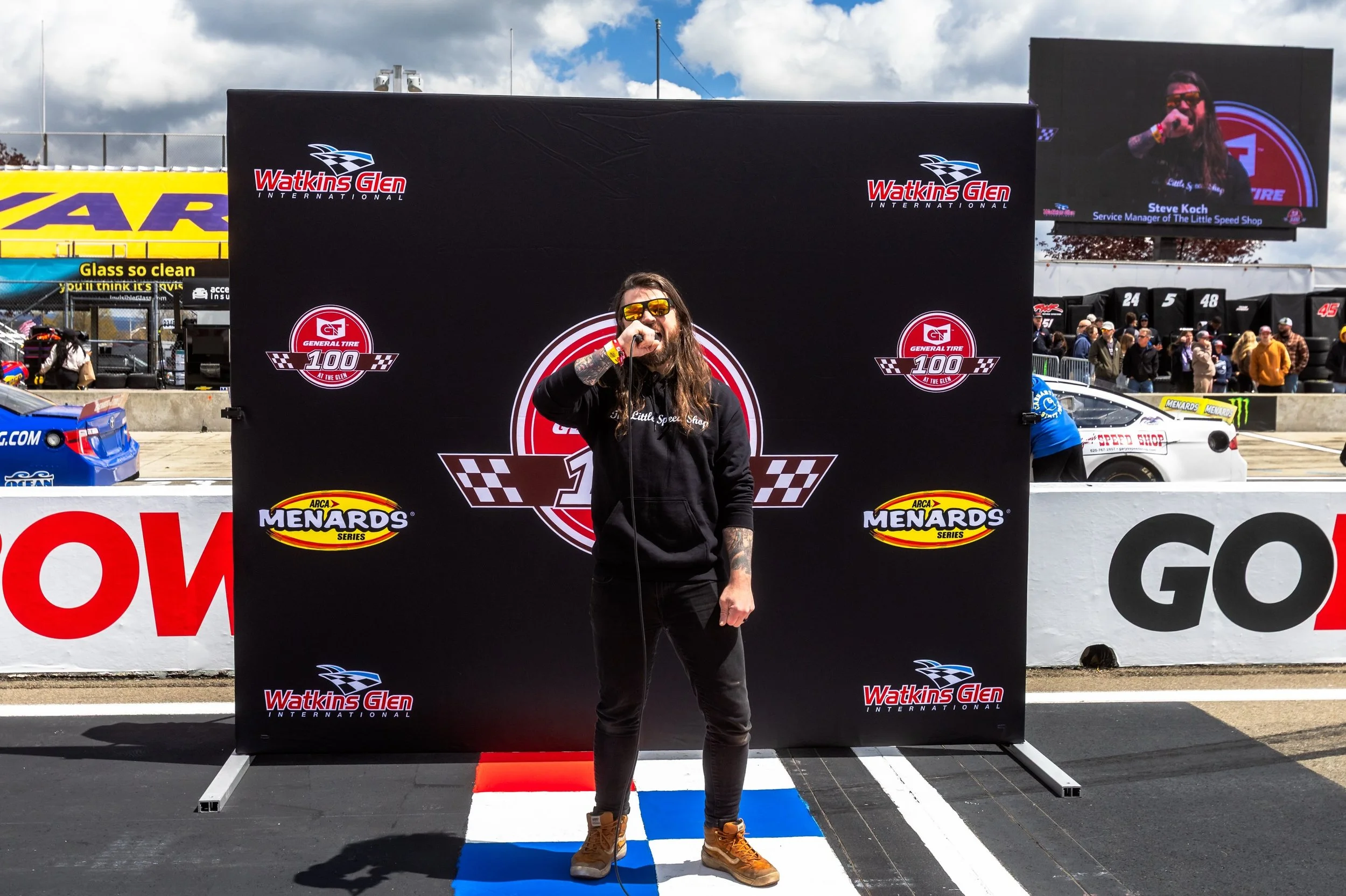 Safe to say @sleezekrotch can raise some hell🤘🏁🔥

#nascar #gobowlingattheglen #eatsleepracerepeat #raisehellpraisedale