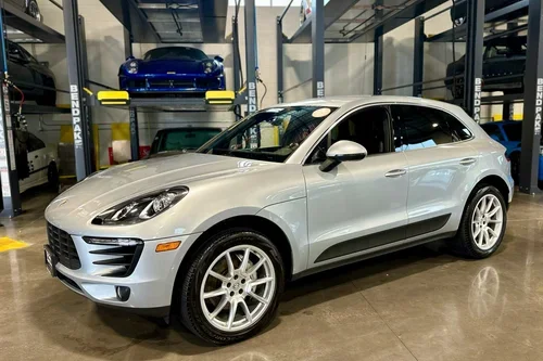 2018 PORSCHE CAYENNE