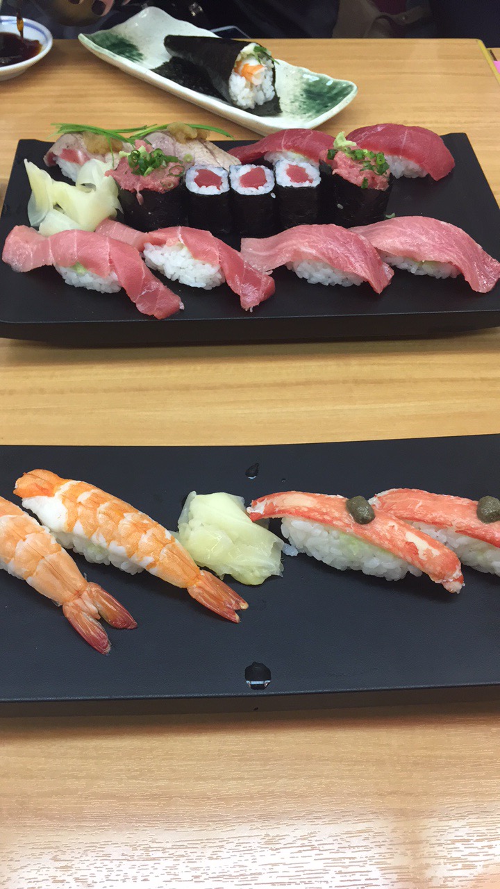 Sushi at Fish Market.JPG