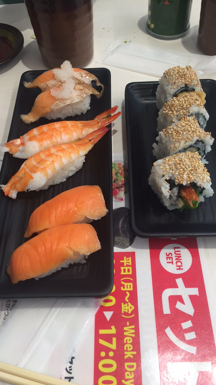 My Sushi at Fish Market.JPG
