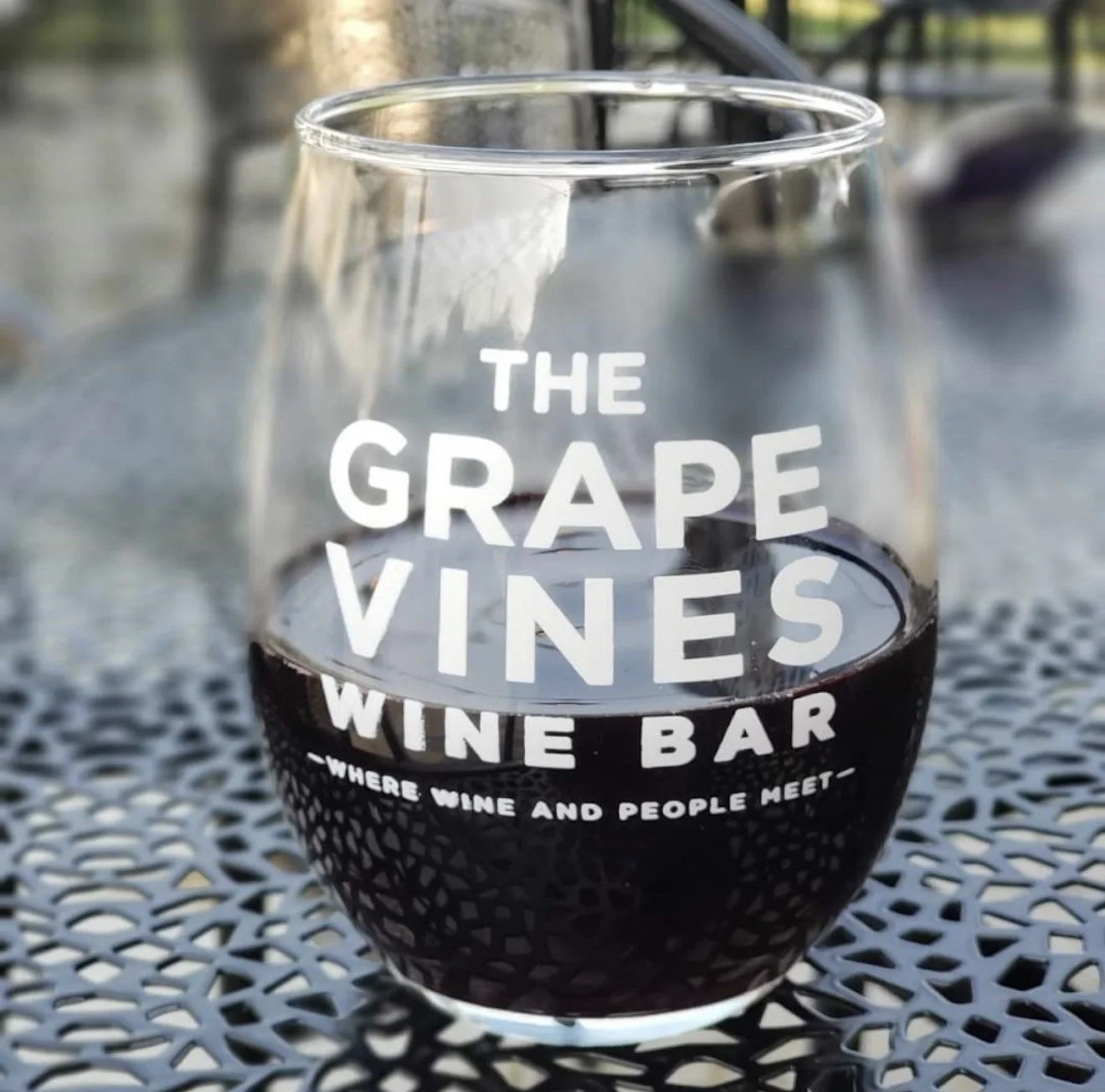 Grape Vine's Wine Bar- (Acoustic w/Floyd and Don)