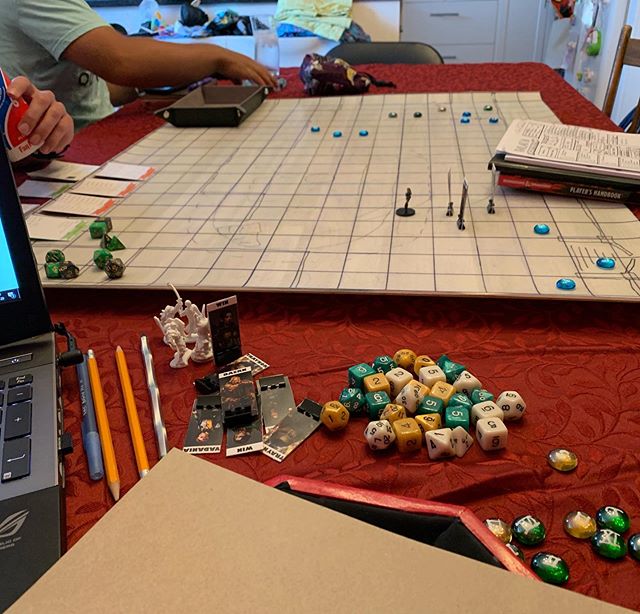 ‪#Solsturan #DnD tonight, the players launched themselves into a long odds situation that only got worse, and ended with a knock out. Everyone down, and they have now been imprisoned and sent as part of a chain gang to excavate an ancient ruin, the M