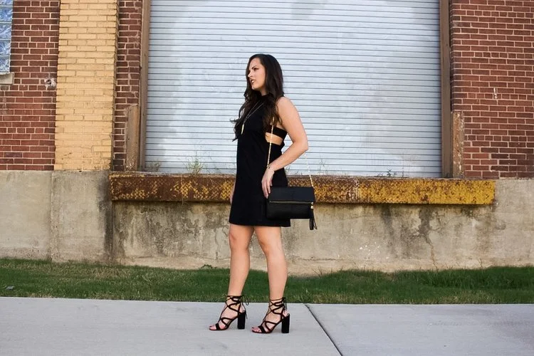 PHOTO + GLAM: BRITTANY DODDS Dress / Crossbody: Revv Necklace: e.Allen Boutique Bracelet: Kendra Scott Shoes: LOFT