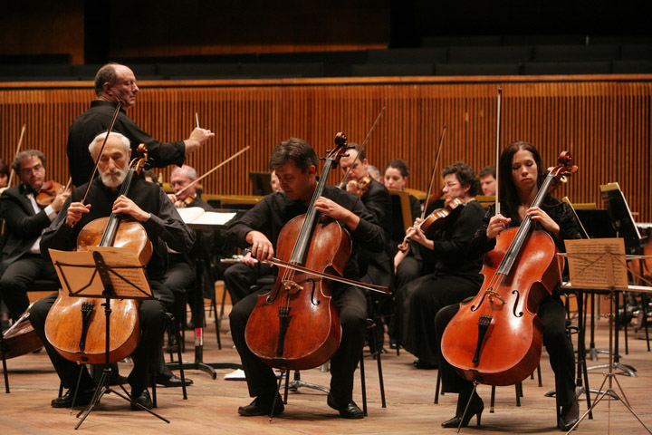 Jewish Arab Ensemble, image 3, Cellists.jpg