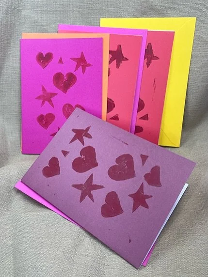 Lino printed greeting cards in 4 packs available now in my shop ✨ nickzaremba.com/shop