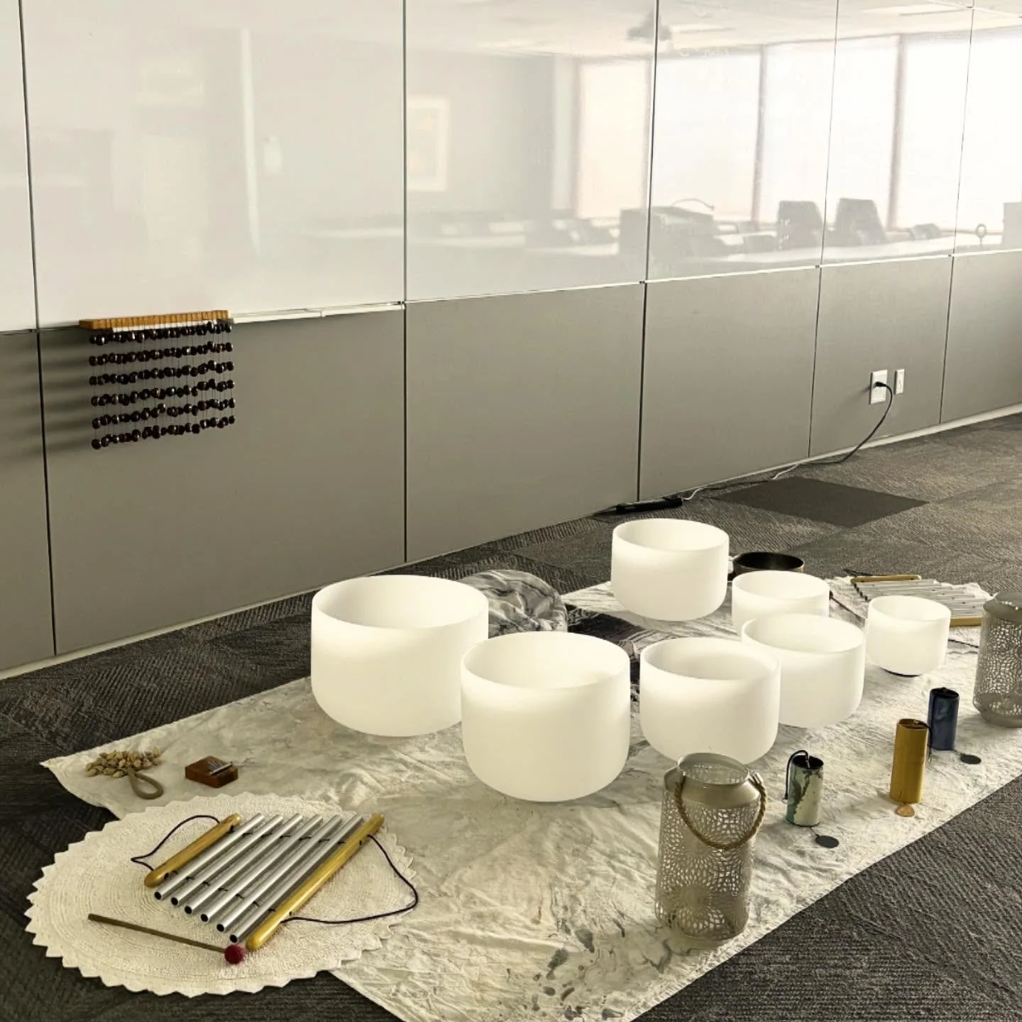 It&rsquo;s true. Real relaxation can happen in the workplace. Connect with me to bring a simple yet extremely effective experience of relaxation to your office. I can create a customized offering for your team and schedule.

#rest #relaxation #workpl
