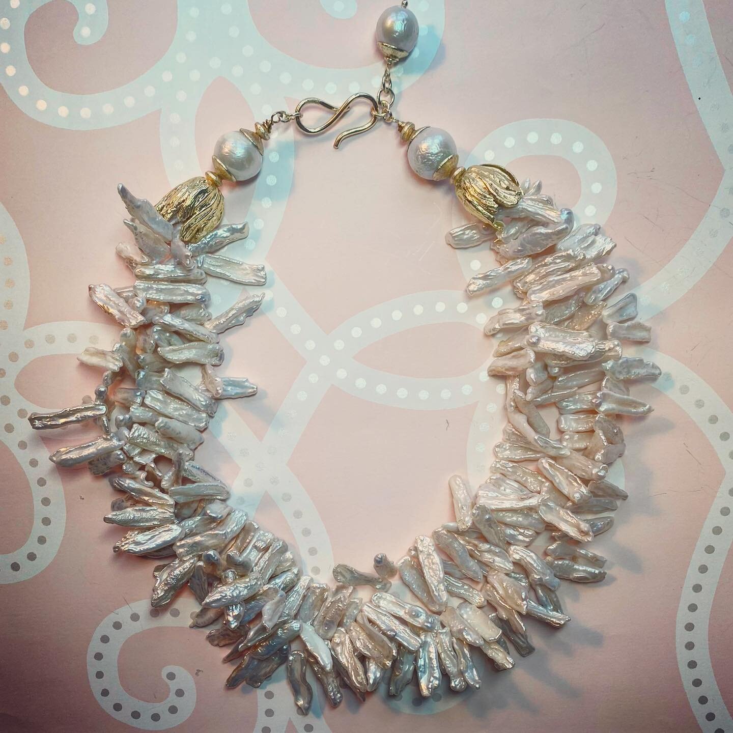 Hope you are outside enjoying this sunny day! This necklace is not your grandmothers pearls but a modern beauty crafted with lovey matchstick pearls. Available at @alexanderscottinteriors in Charlotte or DM me with questions. #pearlsarealwaysappropri