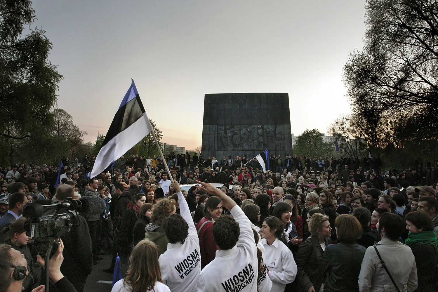 About Public Movement