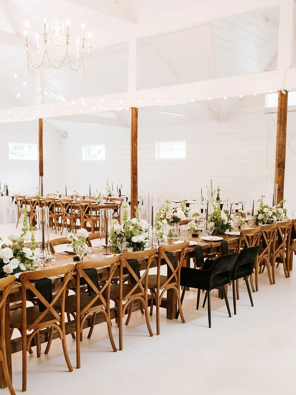 Absolutely obsessing over all these beautiful details 🌿🤍

Photography @ivoryoaksphoto
Planner @emeraldandivyweddings
Florist @hautepoppiesfloral
HAMU @roseandsagehairandmakeup
Catering @fivestareventservices
Bartending @servicegemevents
DJ @7cannon