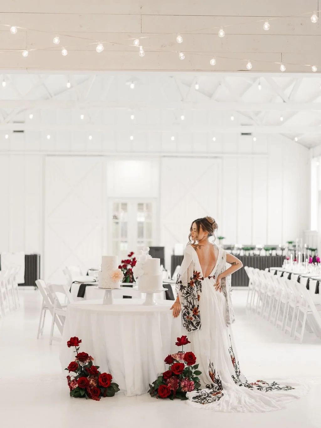 Happy Valentine&rsquo;s Day! Wishing everyone the sweetest day filled with so much love ❤️ 

Photography @gingersnapstudios
Planner @emeraldandivyweddings
DJ/dancefloor @7cannonsentertainment
Cake @butterflycakery 
Reception florals @hautepoppiesflor